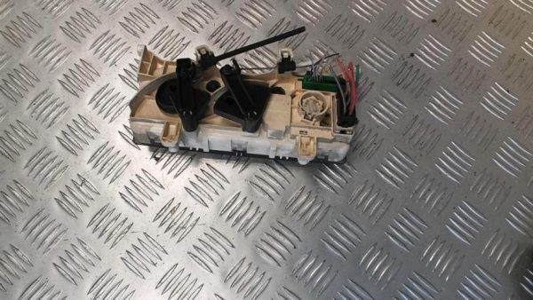 Commande chauffage RENAULT CLIO 2 PHASE 1 Diesel - Image 3