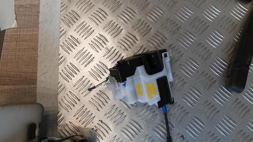 Serrure avant gauche CITROEN NEMO Diesel - Image 1