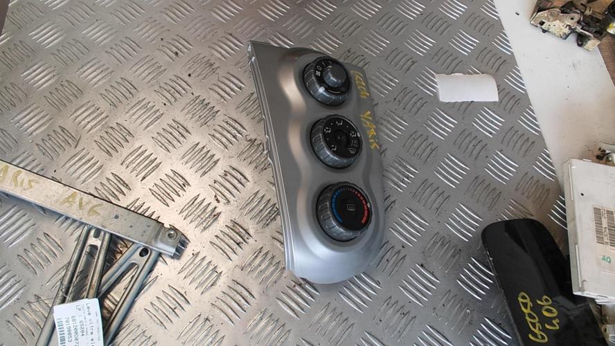 Commande chauffage TOYOTA YARIS 2 PHASE 1 Essence - Image 1