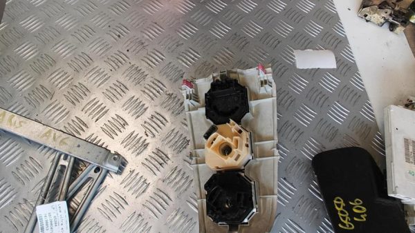 Commande chauffage TOYOTA YARIS 2 PHASE 1 Essence - Image 3