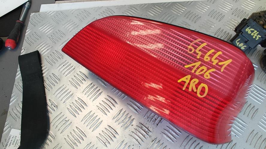 Feu arriere principal droit (feux) PEUGEOT 106 PHASE 2 Essence - Image 1