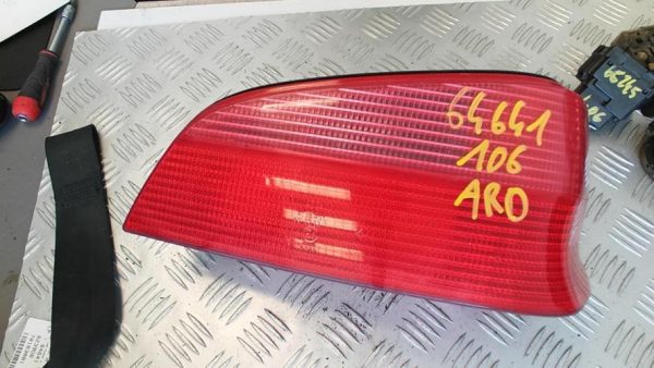 Feu arriere principal droit (feux) PEUGEOT 106 PHASE 2 Essence - Image 2