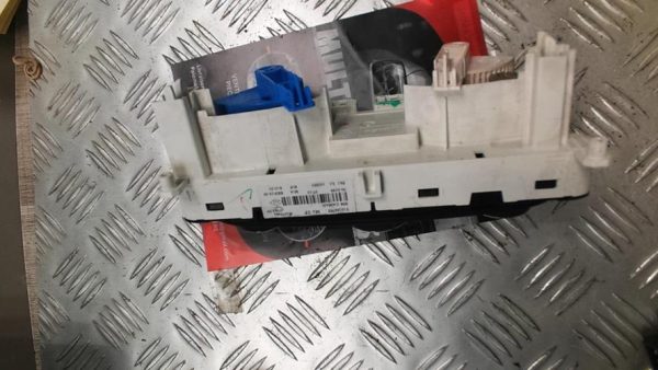 Commande chauffage RENAULT CLIO 4 PHASE 1 Diesel - Image 4