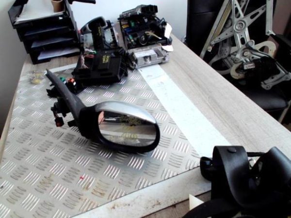 Retroviseur droit PEUGEOT 206+ Essence - Image 6
