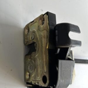 Serrure avant gauche RENAULT CLIO 2 PHASE 2 Diesel - Image 1