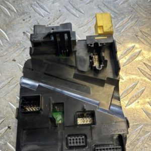 Calculateur VOLKSWAGEN GOLF 5 Essence - Image 2