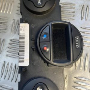 Commande chauffage RENAULT MODUS PHASE 2 Diesel - Image 1
