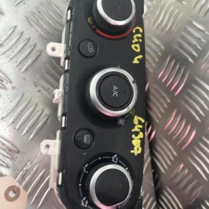 Commande chauffage RENAULT CLIO 4 PHASE 2 Diesel - Image 1