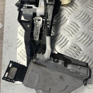 Serrure arriere droit PEUGEOT 308 1 PHASE 2 Diesel - Image 1