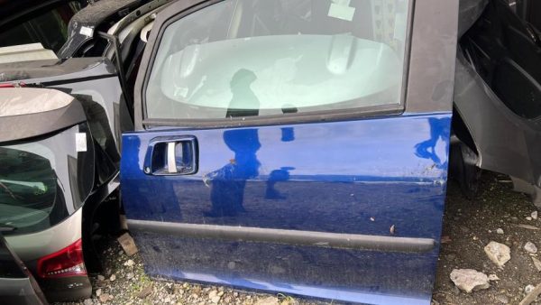 Porte avant gauche PEUGEOT 1007 Diesel - Image 2