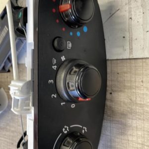 Commande chauffage DACIA SANDERO 2 PHASE 2 Essence - Image 1