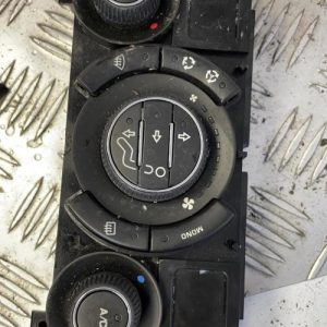 Commande chauffage PEUGEOT 3008 1 PHASE 1 Diesel - Image 1