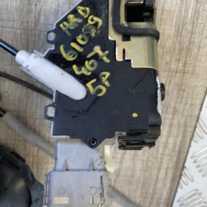 Serrure arriere droit PEUGEOT 407 PHASE 1 Essence - Image 1