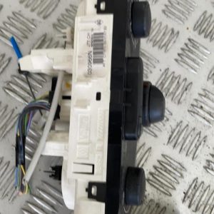 Commande chauffage RENAULT CLIO 3 PHASE 1 Essence - Image 1