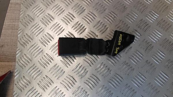 Attache ceinture arriere droit PEUGEOT 208 1 PHASE 1 Essence - Image 1