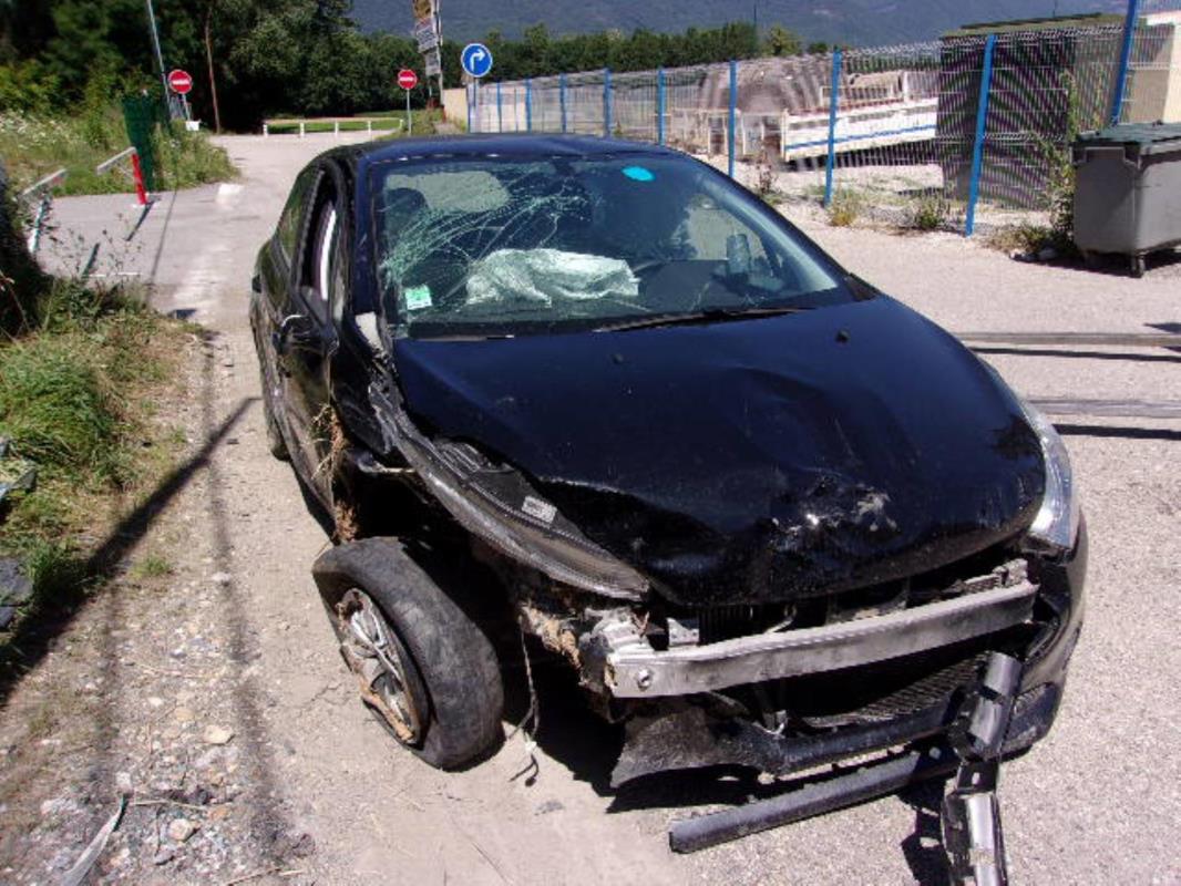 Moteur essuie glace arriere PEUGEOT 208 1 PHASE 1 Diesel - Image 5