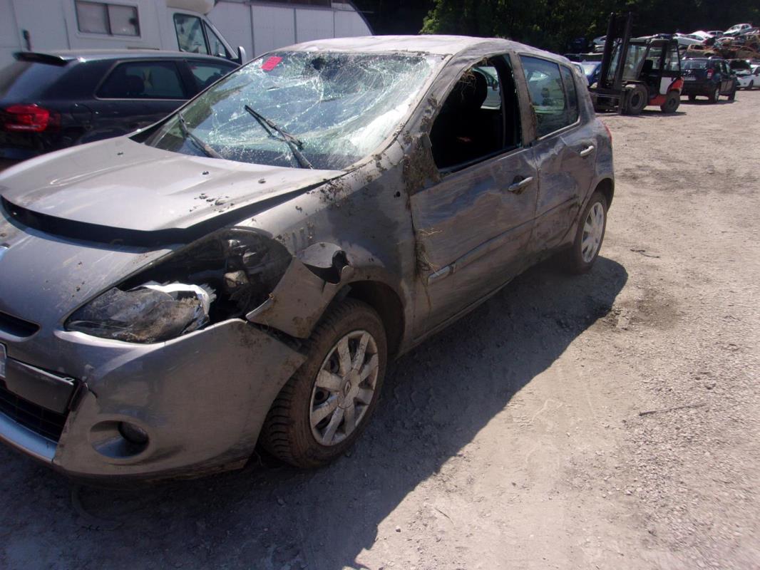Calculateur RENAULT CLIO 3 PHASE 2 Essence - Image 6