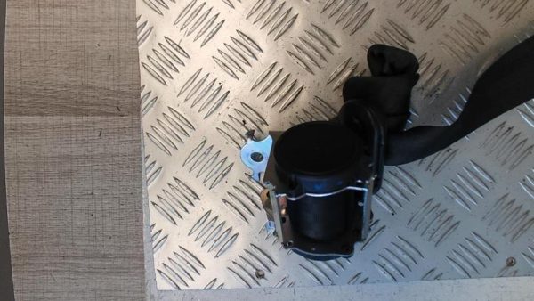 Ceinture arriere droit PEUGEOT 208 1 PHASE 1 Essence - Image 3