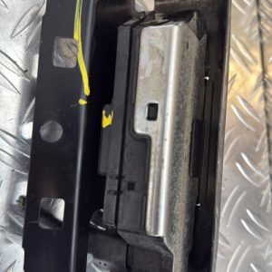 Serrure de hayon PEUGEOT 208 1 PHASE 1 Diesel - Image 1