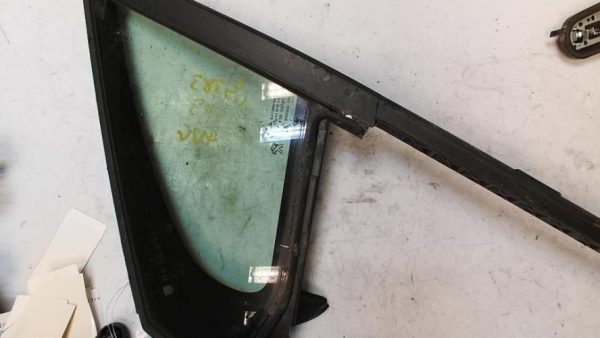 Custode avant gauche (porte) PEUGEOT 208 1 PHASE 1 Essence - Image 1