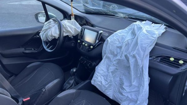 Custode avant gauche (porte) PEUGEOT 208 1 PHASE 1 Essence - Image 8