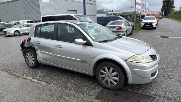 Feu arriere principal gauche (feux) RENAULT MEGANE 2 PHASE 2 Diesel - Image 6
