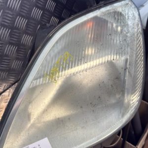Optique avant principal gauche (feux)(phare) FORD FIESTA 5 PHASE 1 Essence - Image 1