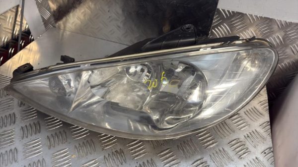 Optique avant principal gauche (feux)(phare) PEUGEOT 206 PHASE 2 Diesel - Image 1