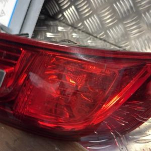 Feu arriere principal droit (feux) RENAULT CLIO 4 PHASE 2 Diesel - Image 1
