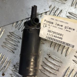 Pompe lave glace avant AUDI A4 2 AVANT PHASE 1 BREAK - Image 1