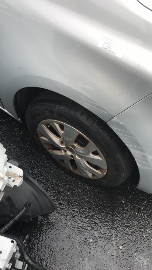 Aile avant droit CITROEN C4 GRAND PICASSO 2 PHASE 1 Diesel - Image 3