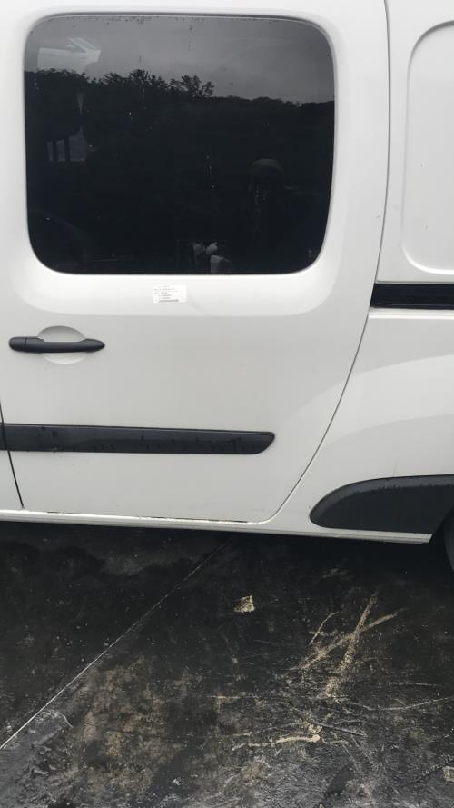 Porte laterale gauche MERCEDES CITAN 1 415 Diesel - Image 2