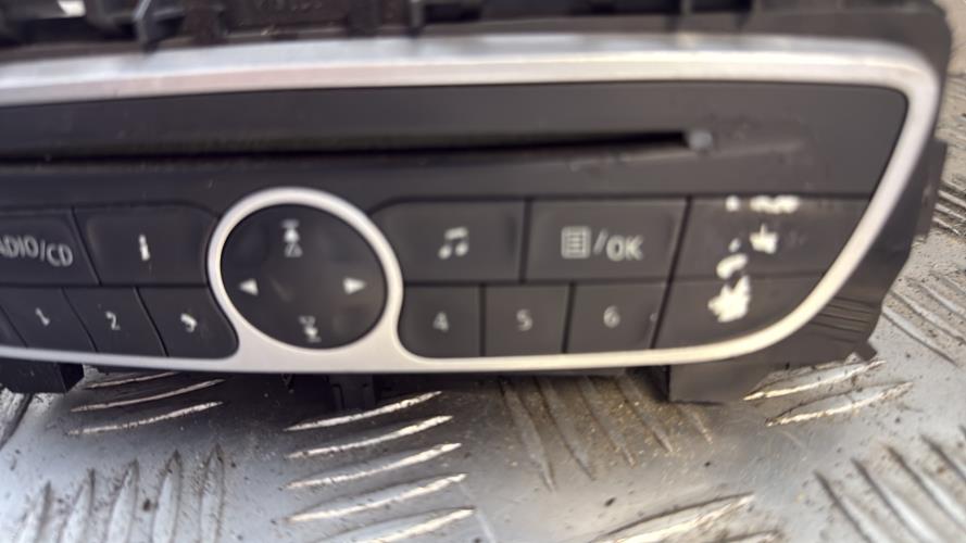 Autoradio d'origine RENAULT TWINGO 2 PHASE 1 Essence - Image 5