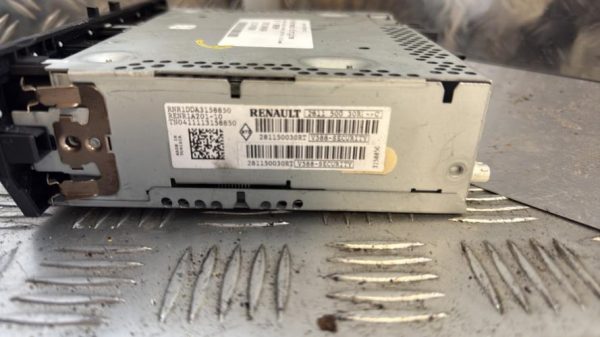 Autoradio d'origine RENAULT SCENIC 3 PHASE 1 Diesel - Image 3