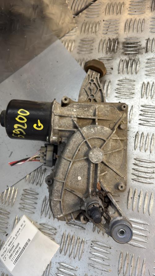 Moteur essuie glace avant gauche RENAULT SCENIC 3 PHASE 1 Diesel - Image 1