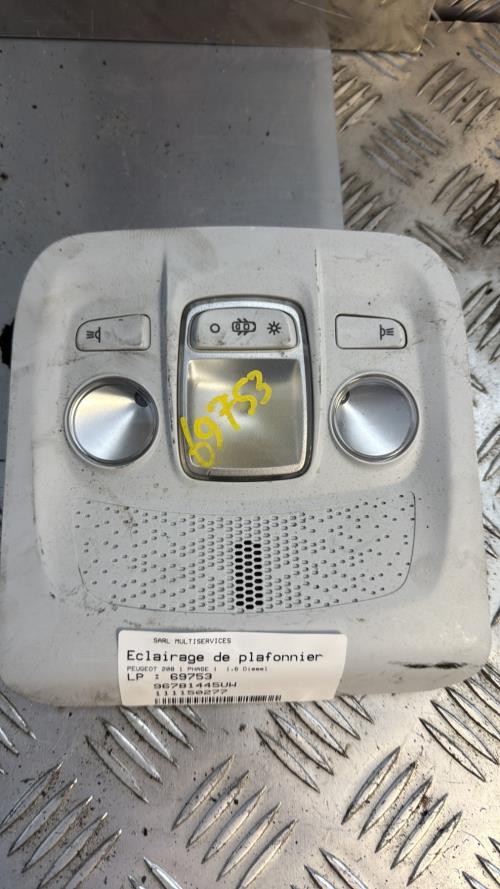 Eclairage de plafonnier PEUGEOT 208 1 PHASE 1 Diesel - Image 1