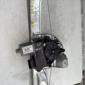 Leve vitre electrique avant gauche PEUGEOT 208 1 PHASE 2 Diesel - Image 1