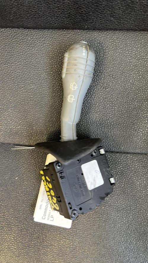 Commodo d'essuie glaces RENAULT TWINGO 1 PHASE 3 Essence - Image 1