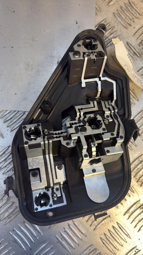 Platine feu arriere gauche OPEL ASTRA H PHASE 1 Diesel - Image 2
