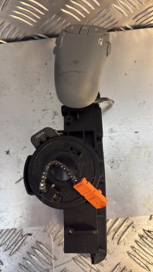 Contacteur tournant RENAULT TWINGO 1 PHASE 3 Essence - Image 3