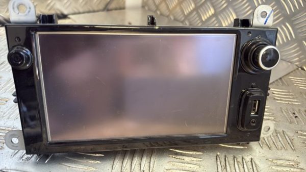 Autoradio d'origine RENAULT CLIO 4 PHASE 2 Diesel - Image 1