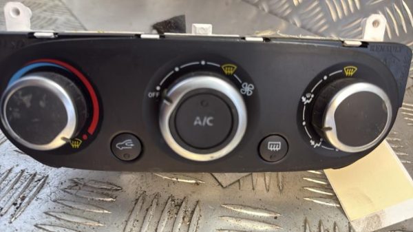 Commande chauffage RENAULT CLIO 4 PHASE 2 Diesel - Image 3