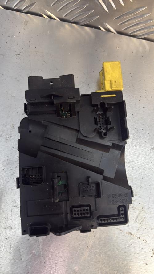 Calculateur VOLKSWAGEN GOLF 5 BREAK Diesel - Image 2