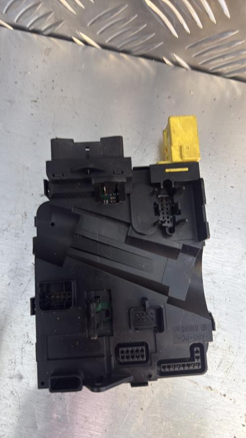 Calculateur VOLKSWAGEN GOLF 5 BREAK Diesel - Image 3