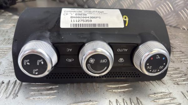 Commande chauffage AUDI A1 1 SPORTBACK PHASE 1 Diesel - Image 1