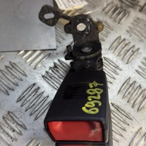 Attache ceinture arriere droit VOLKSWAGEN GOLF 7 PHASE 2 Diesel - Image 1