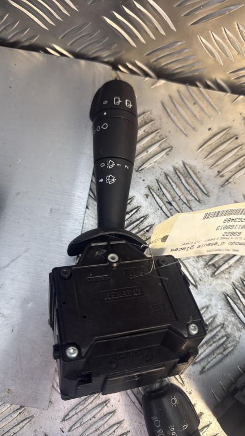 Commodo d'essuie glaces RENAULT CLIO 4 PHASE 2 Diesel - Image 2