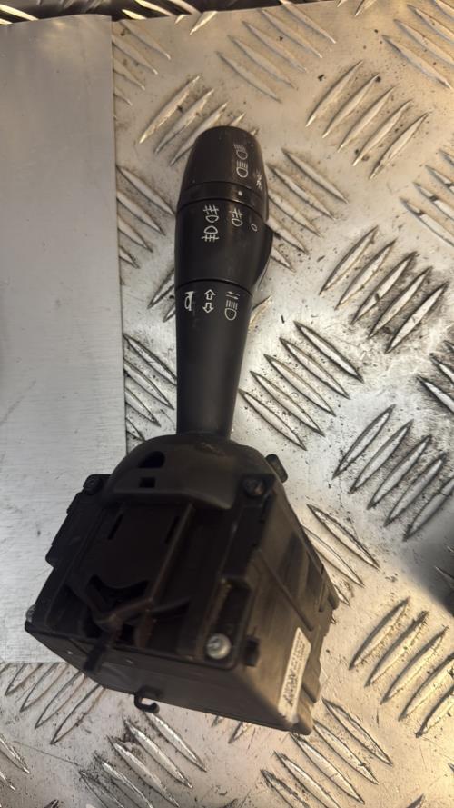 Commodo phare DACIA DUSTER 1 PHASE 1 - Image 2