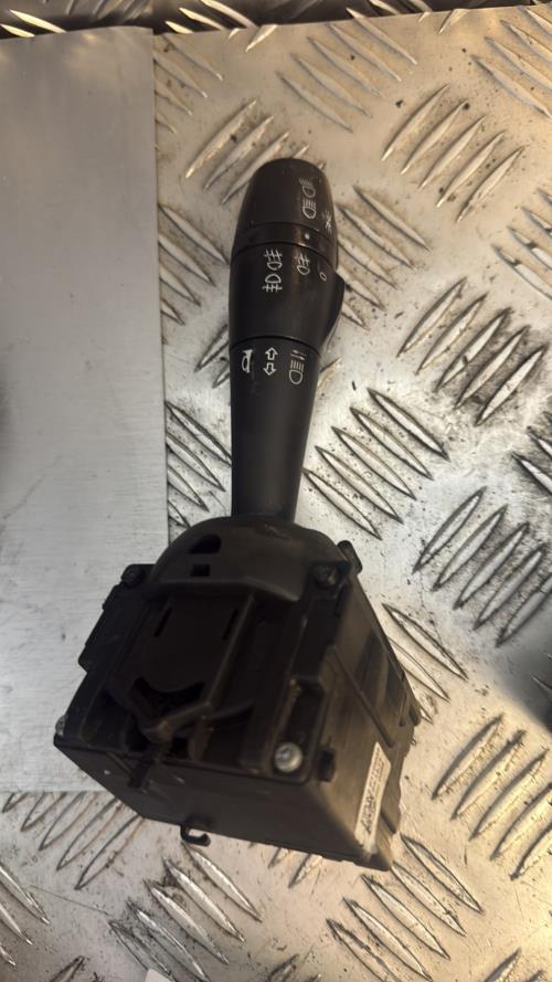 Commodo phare DACIA DUSTER 1 PHASE 1 - Image 3