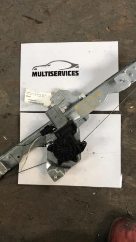 Leve vitre electrique avant droit DACIA DUSTER 1 PHASE 2 Essence - Image 1